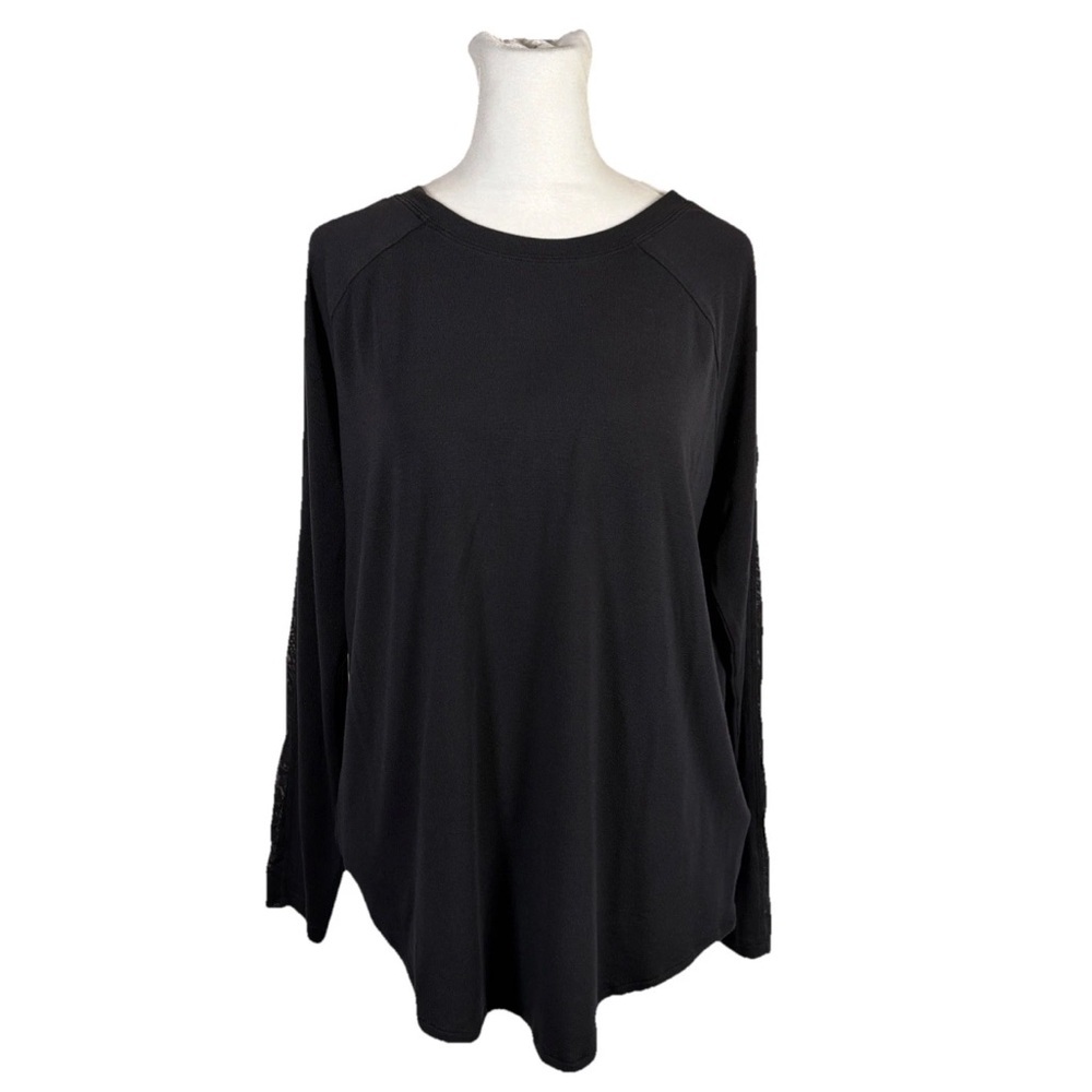 Athleta Women’s Black Long Sleeve Shirt Crewneck With Mesh Accents